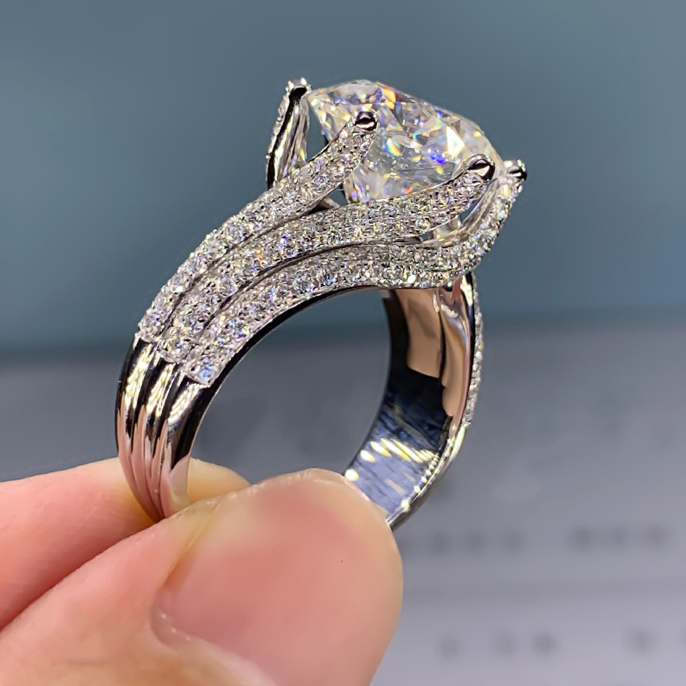 Solitaire Ring Women's Classic Six-claw Luxury Cluster wedding Ring Luxury 10mm Diamond Ring White Crystal Zircon Platinum Ring