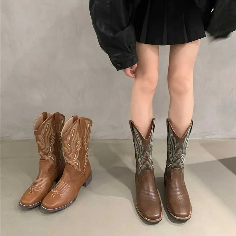 Retro Style Embroidery Women Designer Boot Western Cowgirl Boots Fashion Zippers Mid Calf Booties Square Heels Autumn Winter Shoes H240709