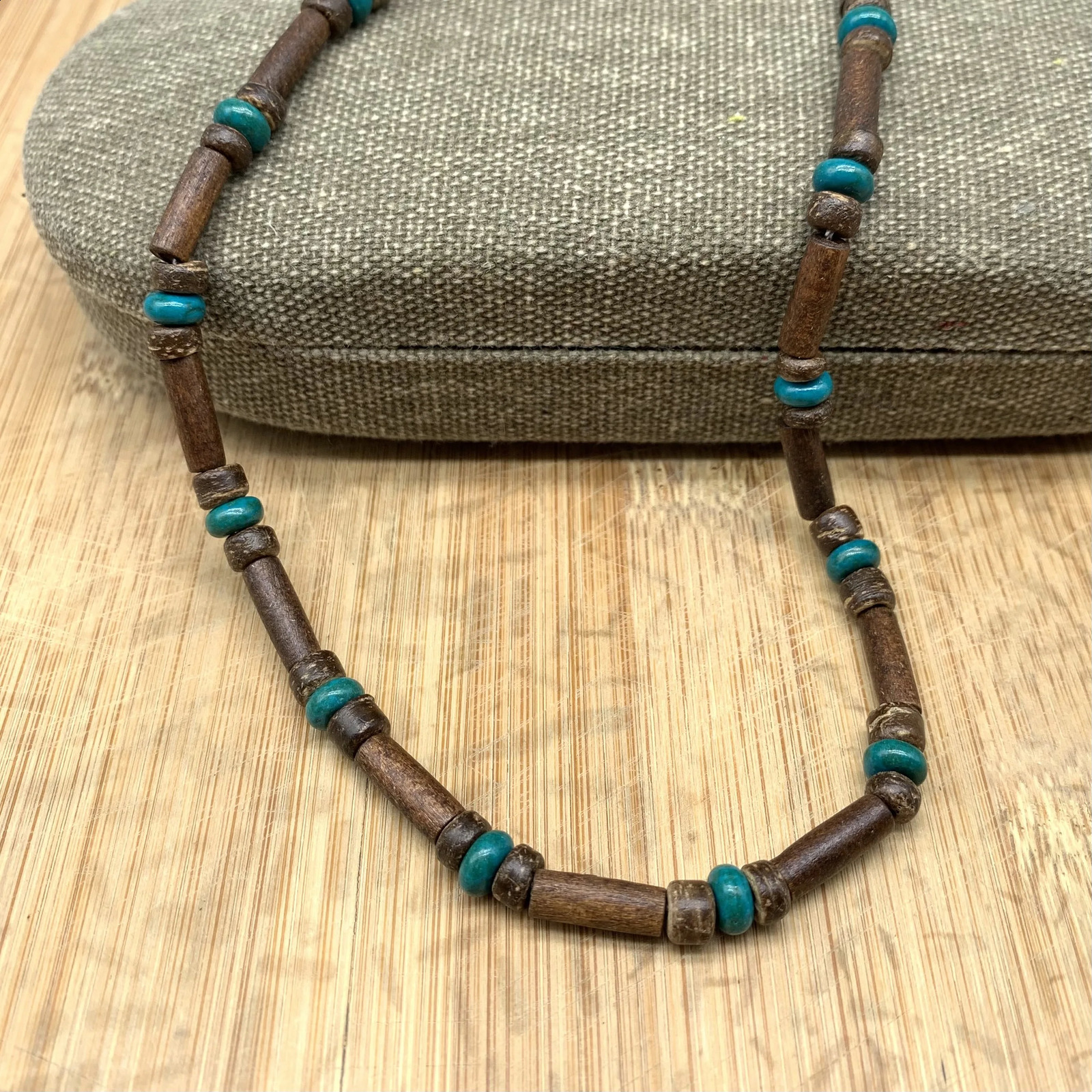 Natural coconut shell turquoise spacer beads surfing necklace fashionable tribal jewelry 241017