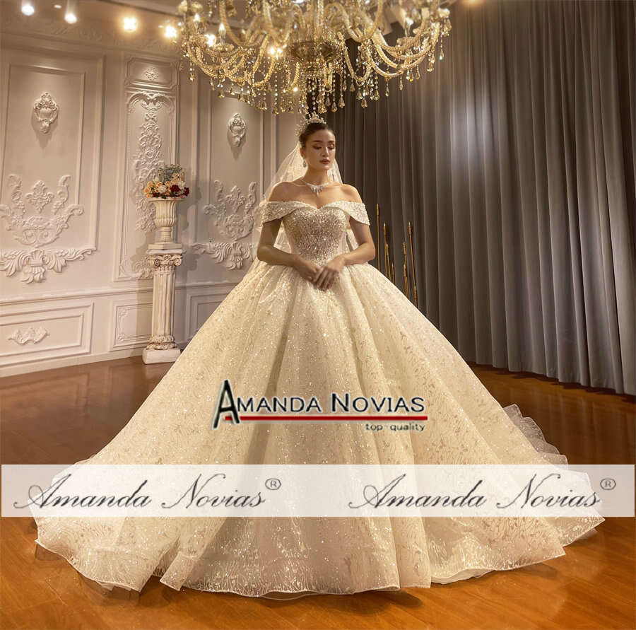 Off The Shoulder Straps Lace Wedding Dress With Small Train