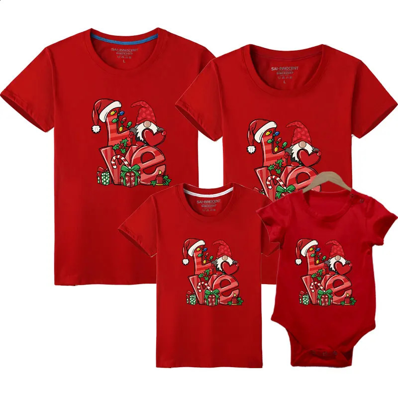 Christmas Family Matching Outfits Father Mother Son Daughter Clothes Year Adult Kids Tshirt Baby Romper 241017