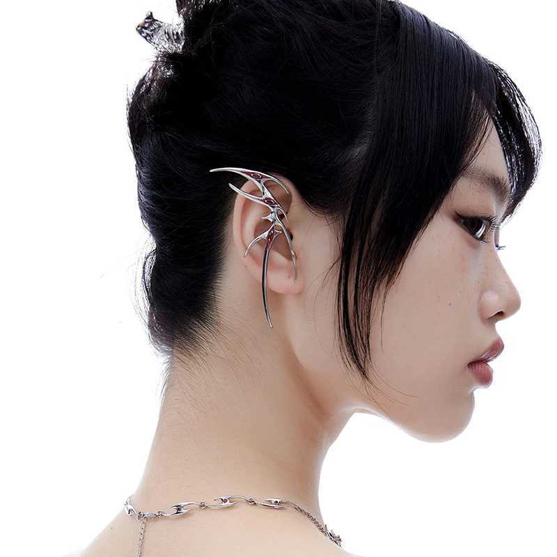 Gothic punk butterfly earring clip womens fashionable red rhinestone elf role-playing earrings party jewelry accessories gifts W241017