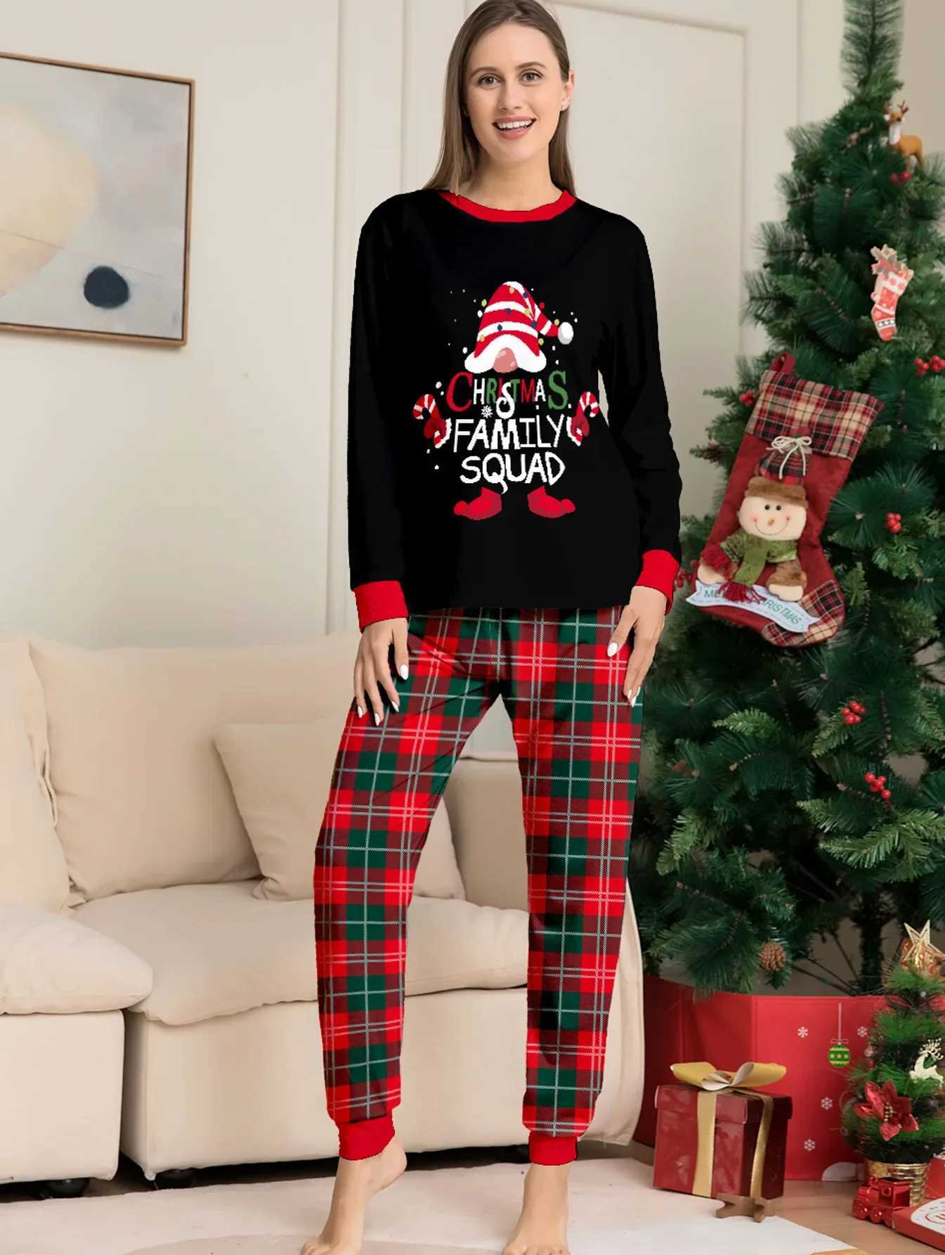 Family Christmas Matching Set Mom Daughter Dad Son Pajama Set Soft Full Sleeve Pajama Cute Baby and Dog Pants Pjs Christmas Appearance W241015