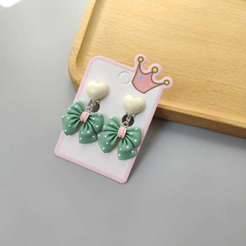 Childrens cartoon acrylic ear clip without ear hole jewelry princess girl earrings fashionable baby girl ear clip planetary earrings W241017
