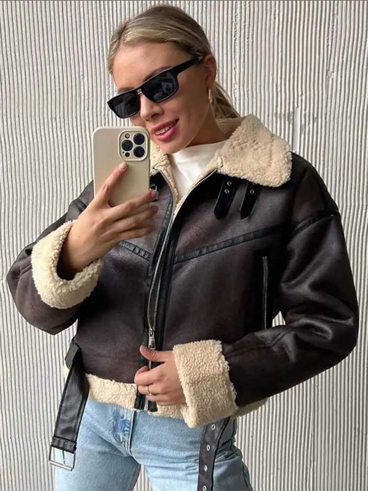 Chic Brown Lamb Wool Spliced Leather Jacket Women Casual Lapel Long Sleeve Short Warm Coat 2024 Autumn Winter Lady New OuterwearX241018