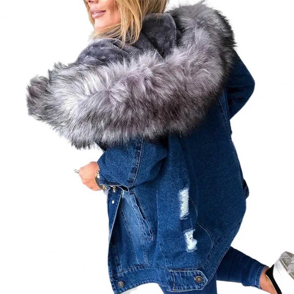 Loose Vintage Women Denim Jacket Coat Fur Hooded Plush Dilapidated Slim Mid-length Warm Jacket 2022X241018