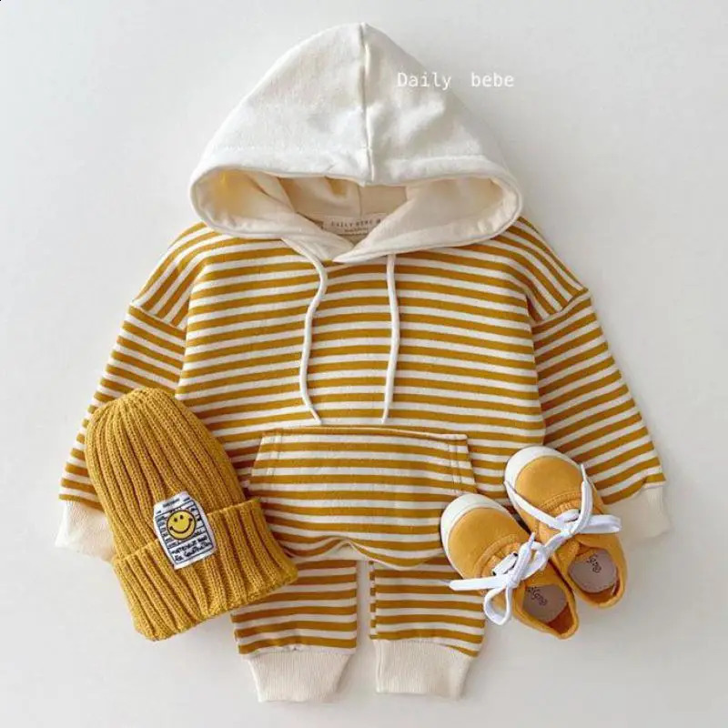 Autumn Winter Baby Boys Striped Cotton Hoodies Sweatshirt Set Toddler Girls Hooded Coat Pants For Kids Casual Tracksuit Clothes 241017