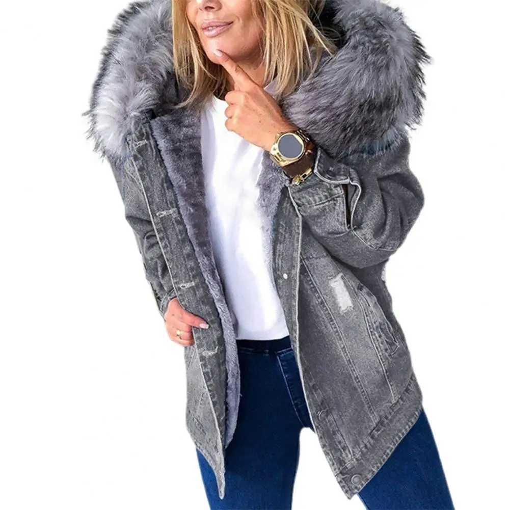 Loose Vintage Women Denim Jacket Coat Fur Hooded Plush Dilapidated Slim Mid-length Warm Jacket 2022X241018