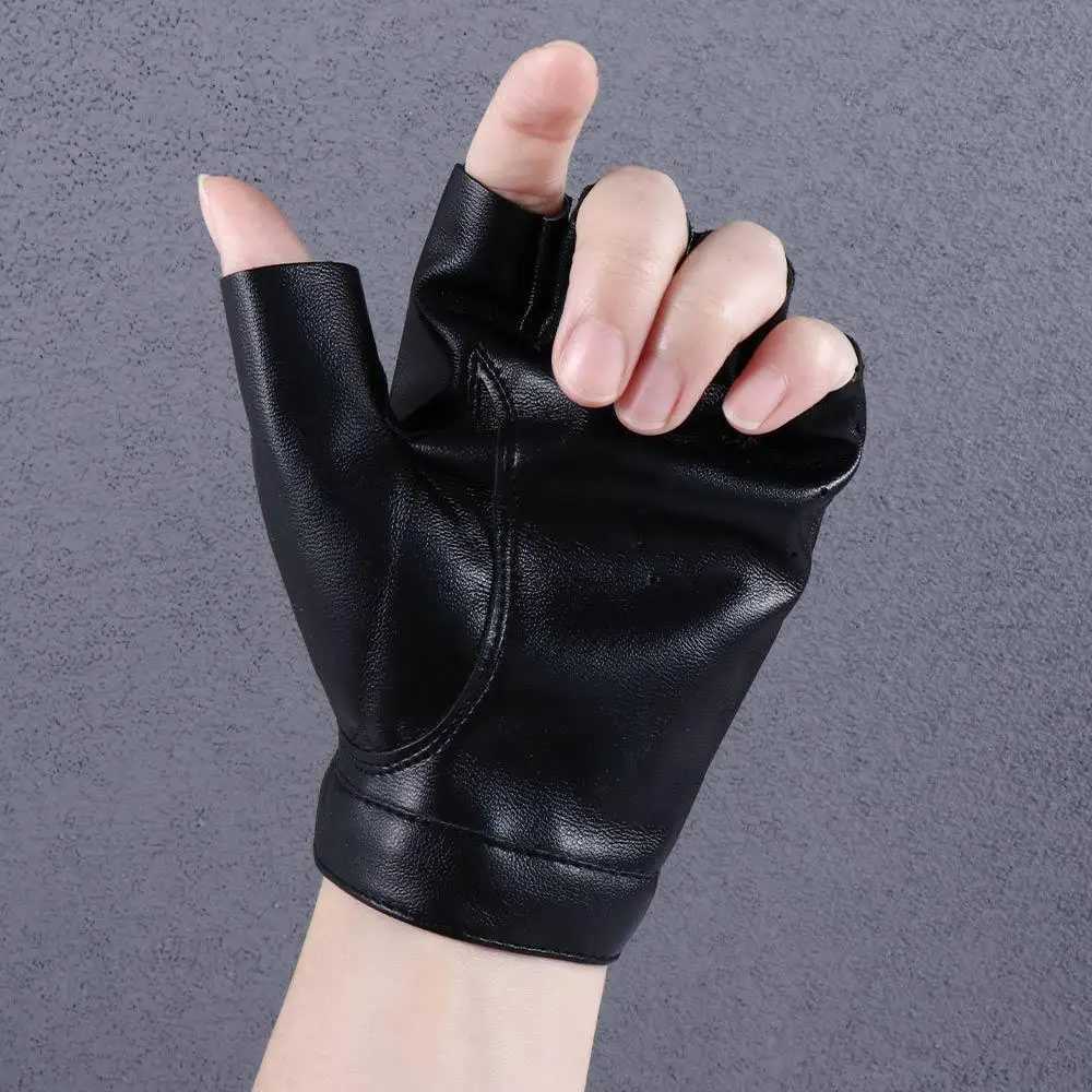 Egant Hip Hop Black and White Hollow Girl Punk Korean Anime Finger Gloves PU ather Womens GlovesW241018