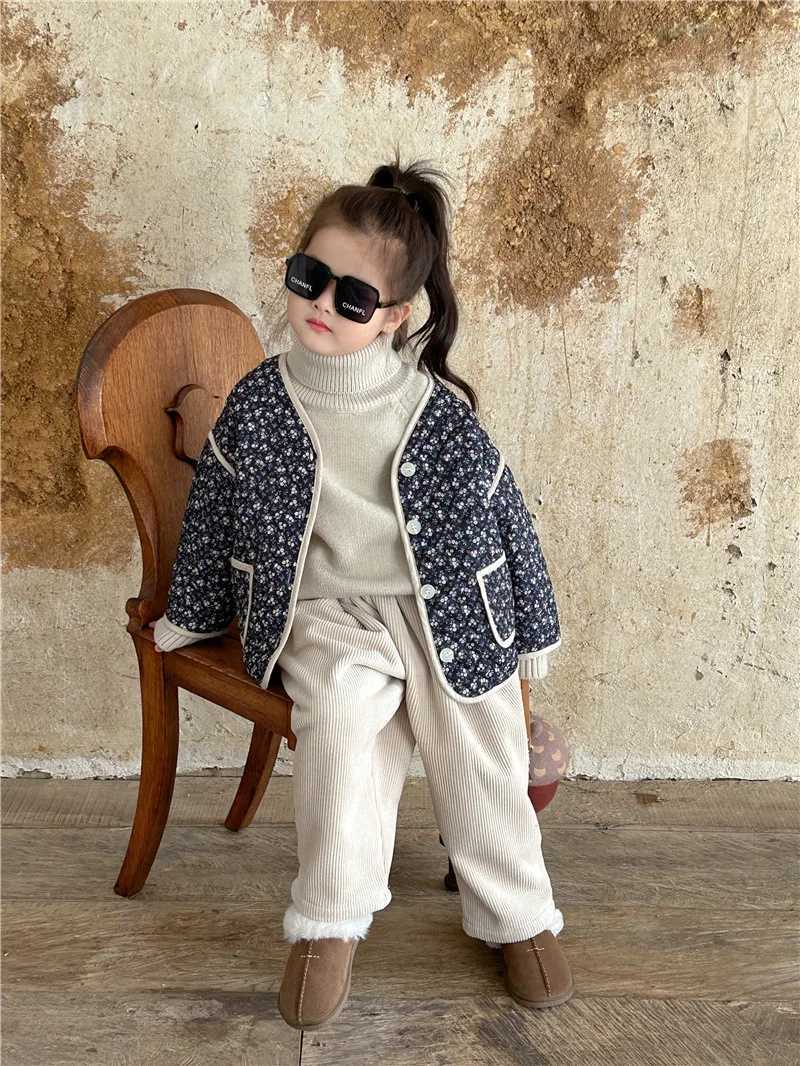 Girls Coat Winter New Korean Style Childrens Clothing Girls Flower Bedding Lightweight Cotton Clothing Retro Flower Coat M241018