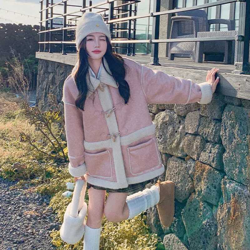 Popular Retro Maillard Lamb Wool Coat for Womens 2024 Winter Korean Version Cow Horn Button Fur Integrated Cotton Coat Y161X241018