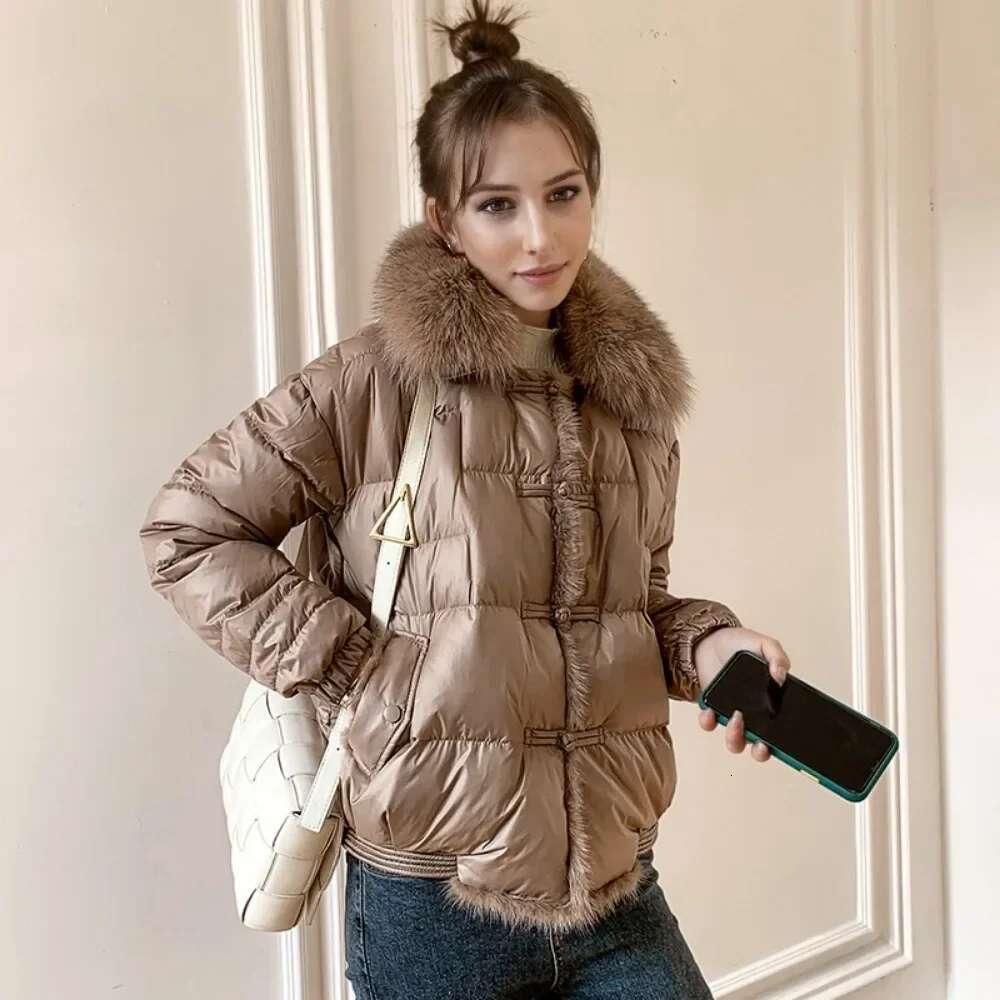 Short Warm Puffer Coat Female Vintage Real Fox Fur Loose White Duck Down Jacket Ladies Winter Women Parka Outerwear