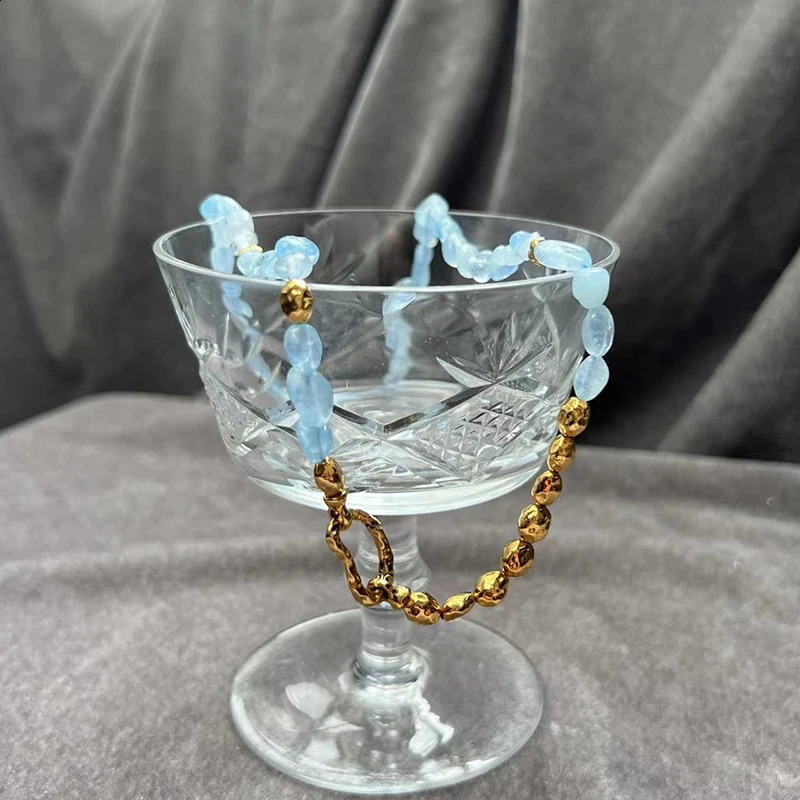 Light blue natural stone bead necklace suitable for women. Irregular stone handmade necklace Bohemian jewelry for summer holidays 241017