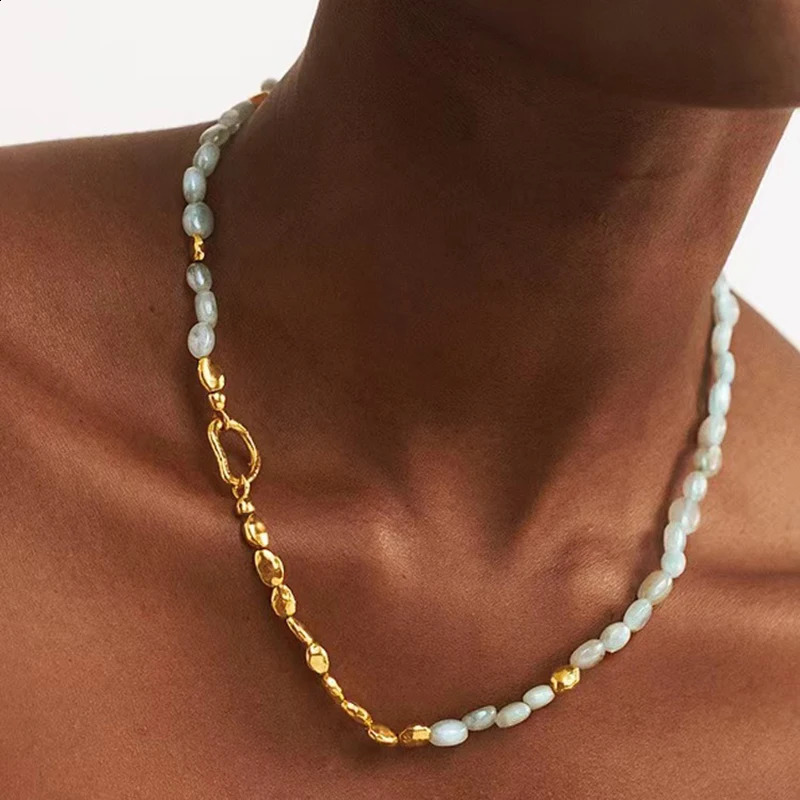 Light blue natural stone bead necklace suitable for women. Irregular stone handmade necklace Bohemian jewelry for summer holidays 241017