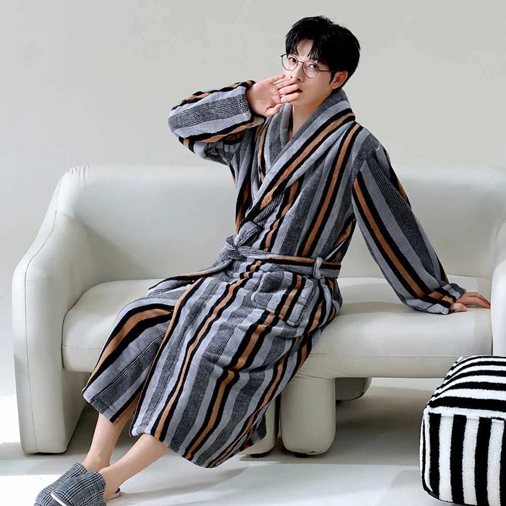 Luxury Striped V Neck Mens Bathrobe For 82.5kg Winter Thicken Flannel Plush Double Warm Sleepwear Comfortable Soft Shower RobeXJ241018
