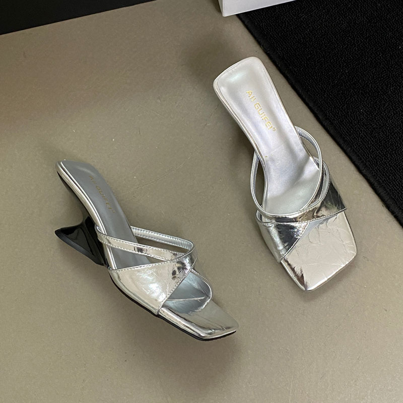 New Chinese Style Irregular Sloping Open Sandals For Women With Summer Niche Design Square Toe High Heel Flip Flops Ddmythur