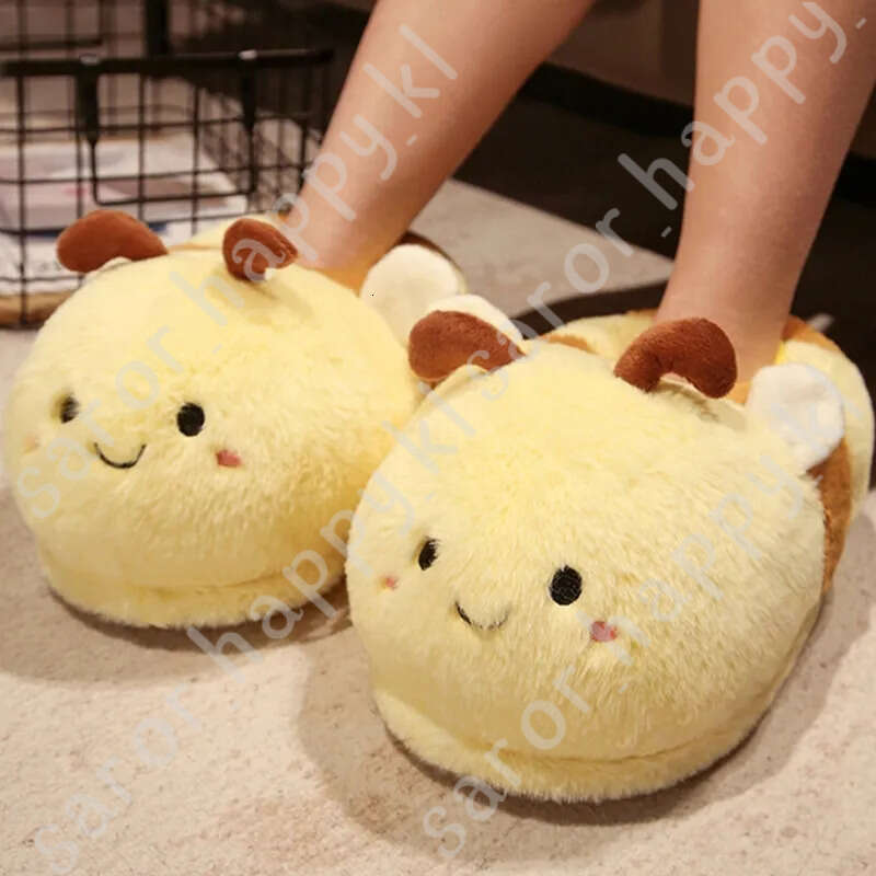 New Home Slippers Cartoon Bee Modeling Design 2023 White Warm Adult Lady Plush Head Silent Indoor Floor Women Fun Slippers 147