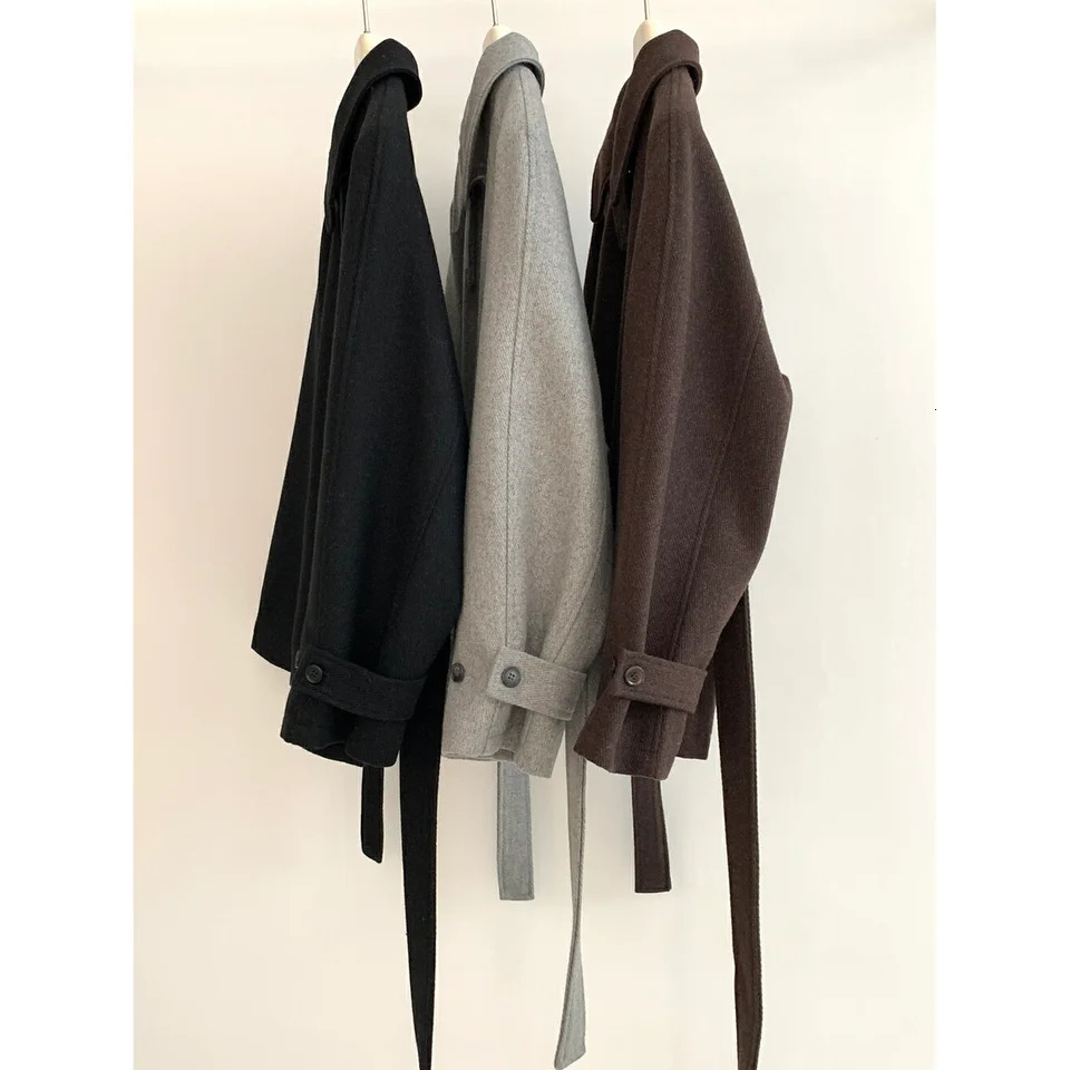 Winter Wool Blend Cropped Girdle Coat Women Raglan Sleeve Stand Up Collar Loose Fitting Casual Jacket Overcoats with Belt 241018