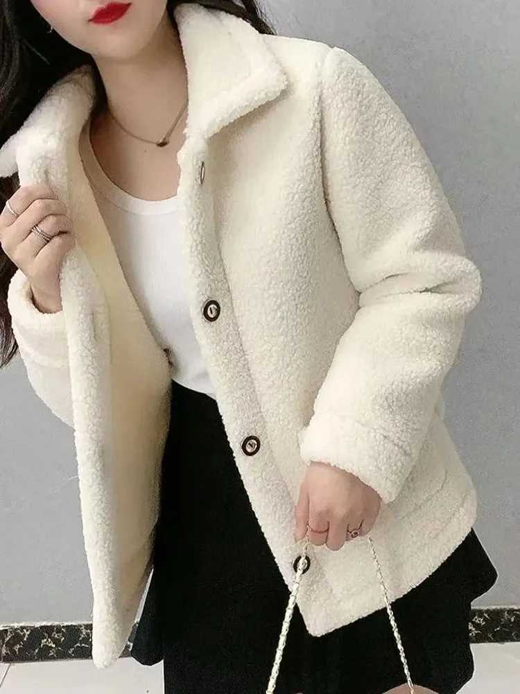 Thicken Warm Faux lamb Wool Coat 2022 Autumn Winter Loose Long-sleeve Outerwear Solid Women Jacket Parkas Casual TopsX241018