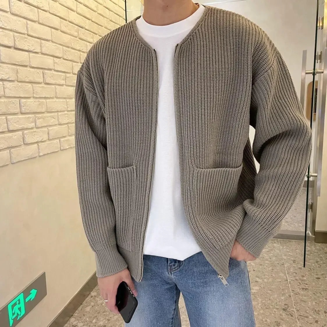 Fashionable Knitted Cardigan Sweater For Men Spring Autumn Style Korean Version Casual Fit Unique Zipper Jacket Trendy 241018