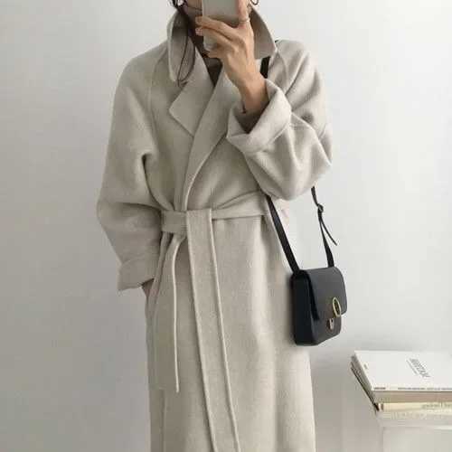 Korean Style Winter Long Wool Jacket for Women 2023 Solid Color Coat Batwing Warm Loose Woolen Overcoat Mujer Wear Belt JacketX241009