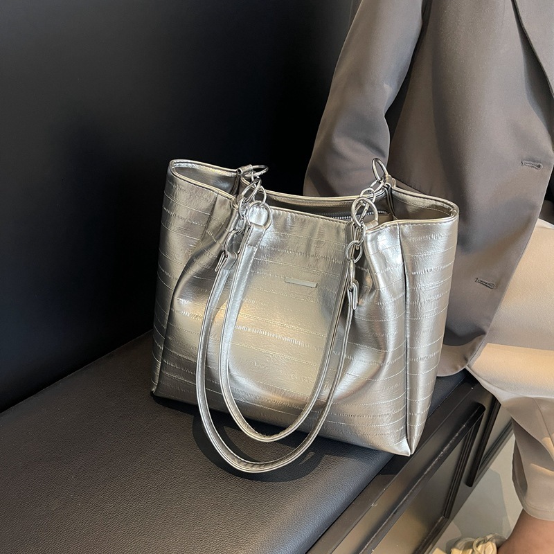 High end large capacity for women 2024 new fashionable commuting eel patterned tote bag, niche and versatile shoulder bag #29 8a38e