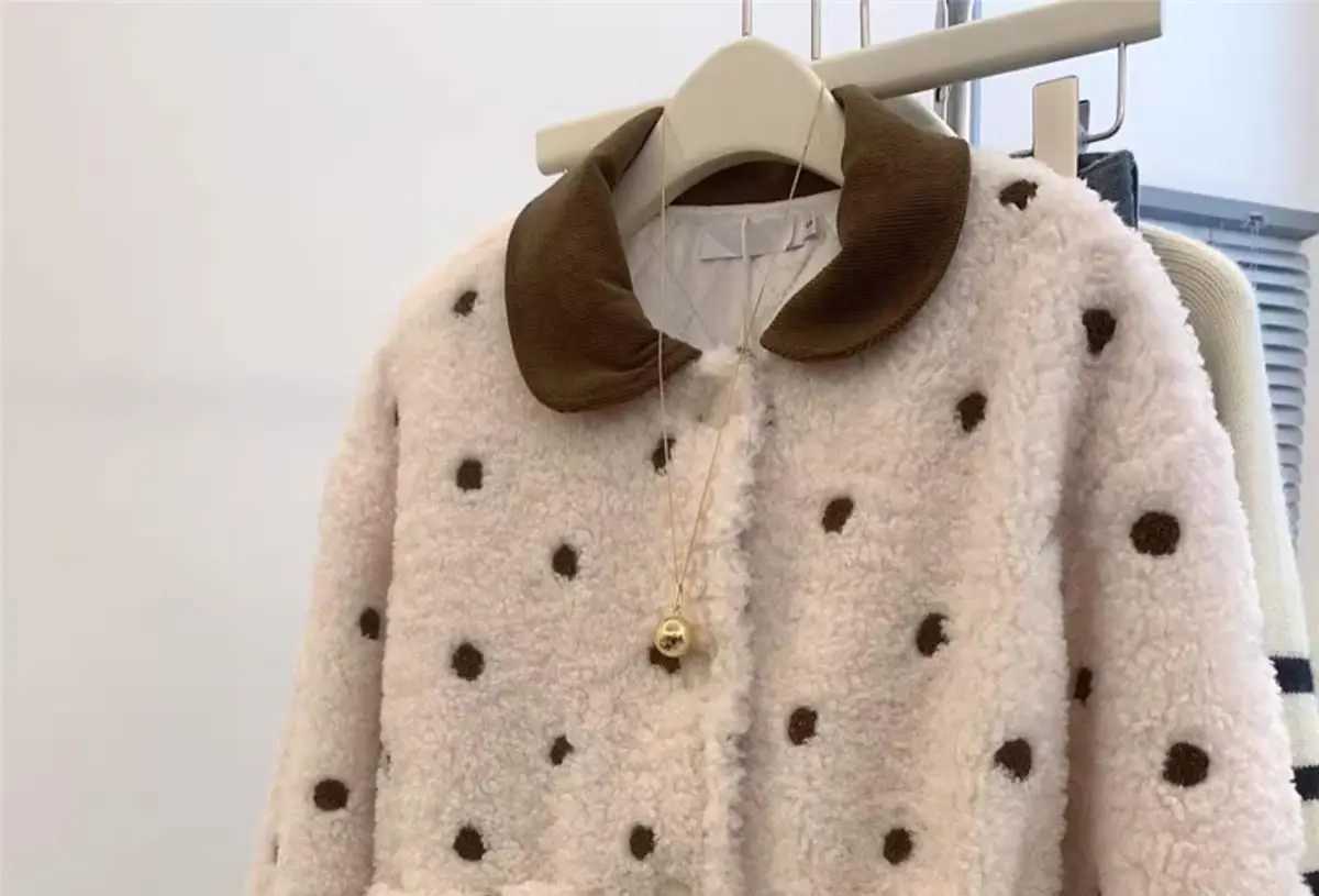 Women Winter Clothing Loose Warm Thickened Jackets Winter Coat Fashion Color Contrast Splicing Collar Polka Point Lamb Wool CoatX241018