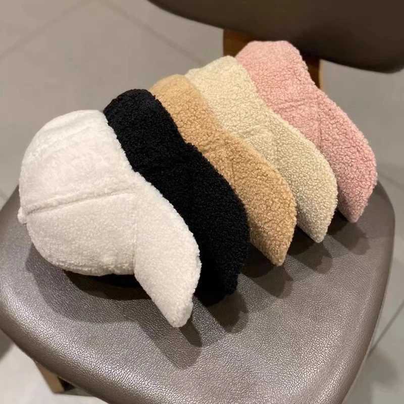Autumn and Winter Women Lamb Fur Baseball Cap Lamb Wool Hats Version Tide Warm Cap Plush Baseball Caps Autumn Baseball CapX241018