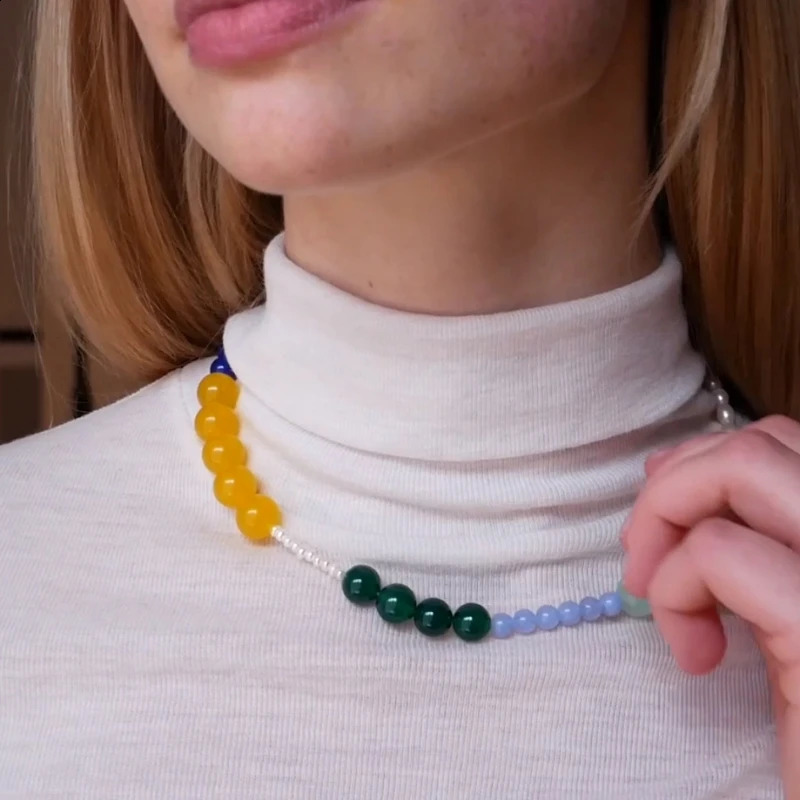 Classic colored natural stone freshwater pearl beads with high-end feel irregular dopamine necklace collar chain sweater necklace 241018