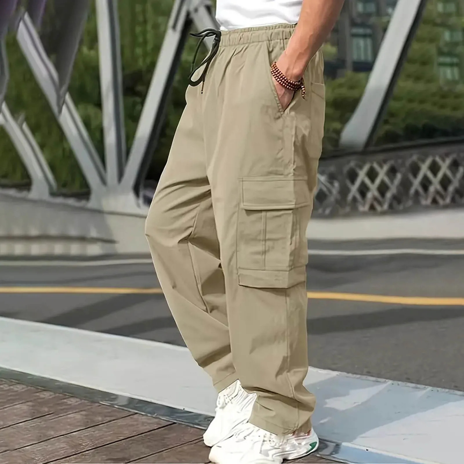 Autumn Multi Pocket Workwear Pants Men Cargo Pants Straight Tube Multifunctional MenS Casual Pants Oversized MenS Pant 241010
