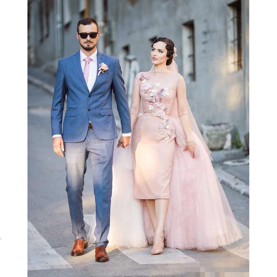Dresses Vintage Pink Blush With Long Sleeves Bateau D Ral Applique Embroidery Detachable Train Tulle Wedding Bridal Gown etachable