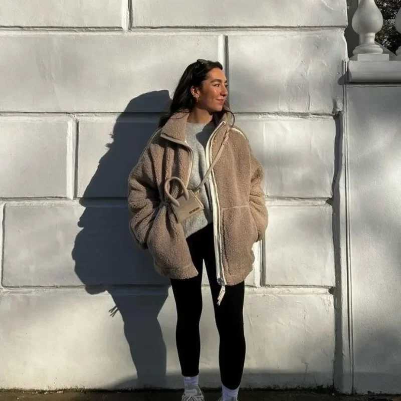 Lamb Cake Wool Jackets Women Autumn Winter Fleece Sweatshirt Windbreaker Oversized Warm Coat Zipper Outdoor Streetwear OuterwearX241018