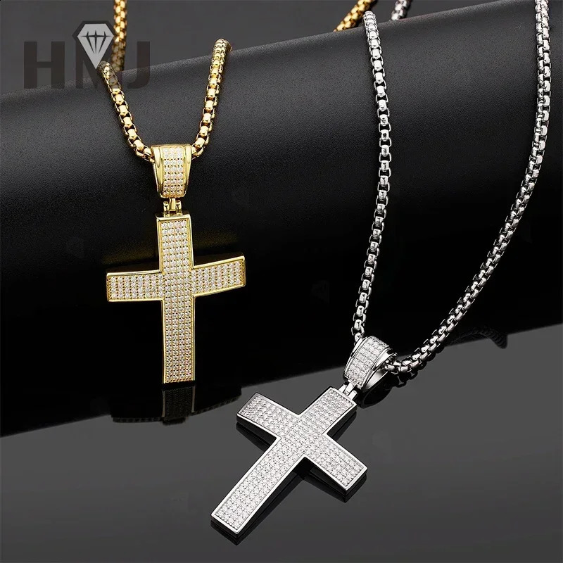 Wholesale Ice Out Cross Pendant S925 Silver Gold Plated VVS Hip Hop Cross Pendant Necklace 241018