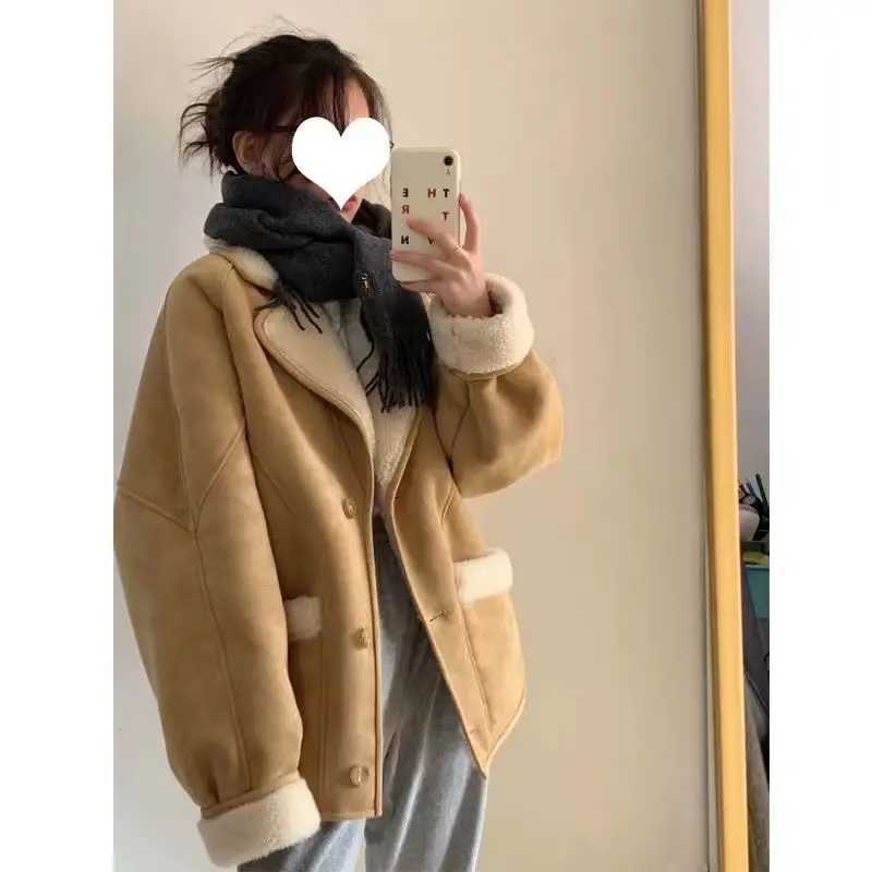 2024 Winter Versatile Warm Thick Lamb Wool Short Coat for Women Winter New Elegant Trendy Fashionable Simple Womens Coat TopX241018