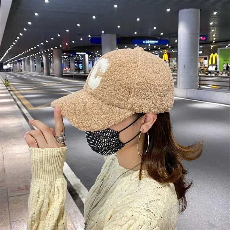 Fashion Letter R Printed Baseball Cap Autumn and Winter Hood Adjustable Faux Fur Hat Outdoor Warm Peak Sun Hat Solid LUXXETONX241018