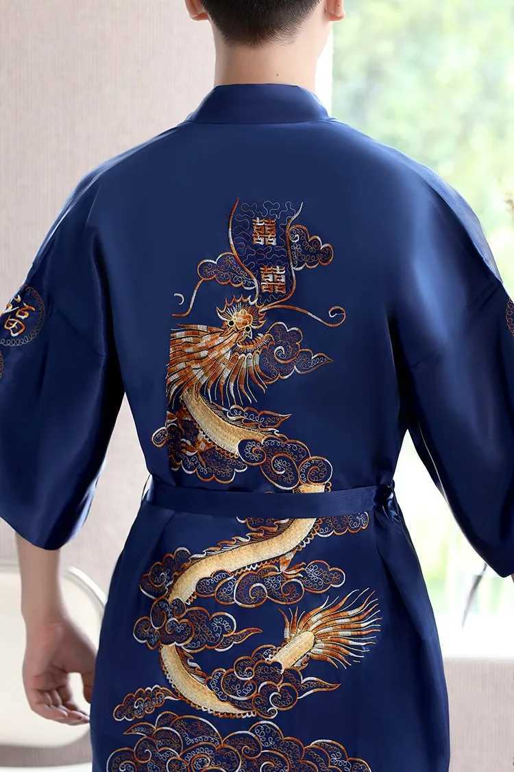 Black Satin Men Kimono Gown Embroidery Dragon Robe Casual Bathrobe Gown Male Loungewear V-neck Sleepwear Loose Home ClothesXJ241018
