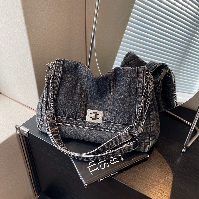 Shoulder hot Chain Bag Fashion Crossbody Bag, Premium Large Capacity Everyday Denim Bags For Women