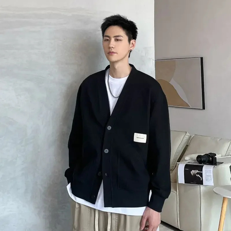 Autumnr and Winter Knitted Cardigan Male Korean Clothes Mens Sweaters In Y2k Jumpers Cashmere Long Sleeve Jackets 241018