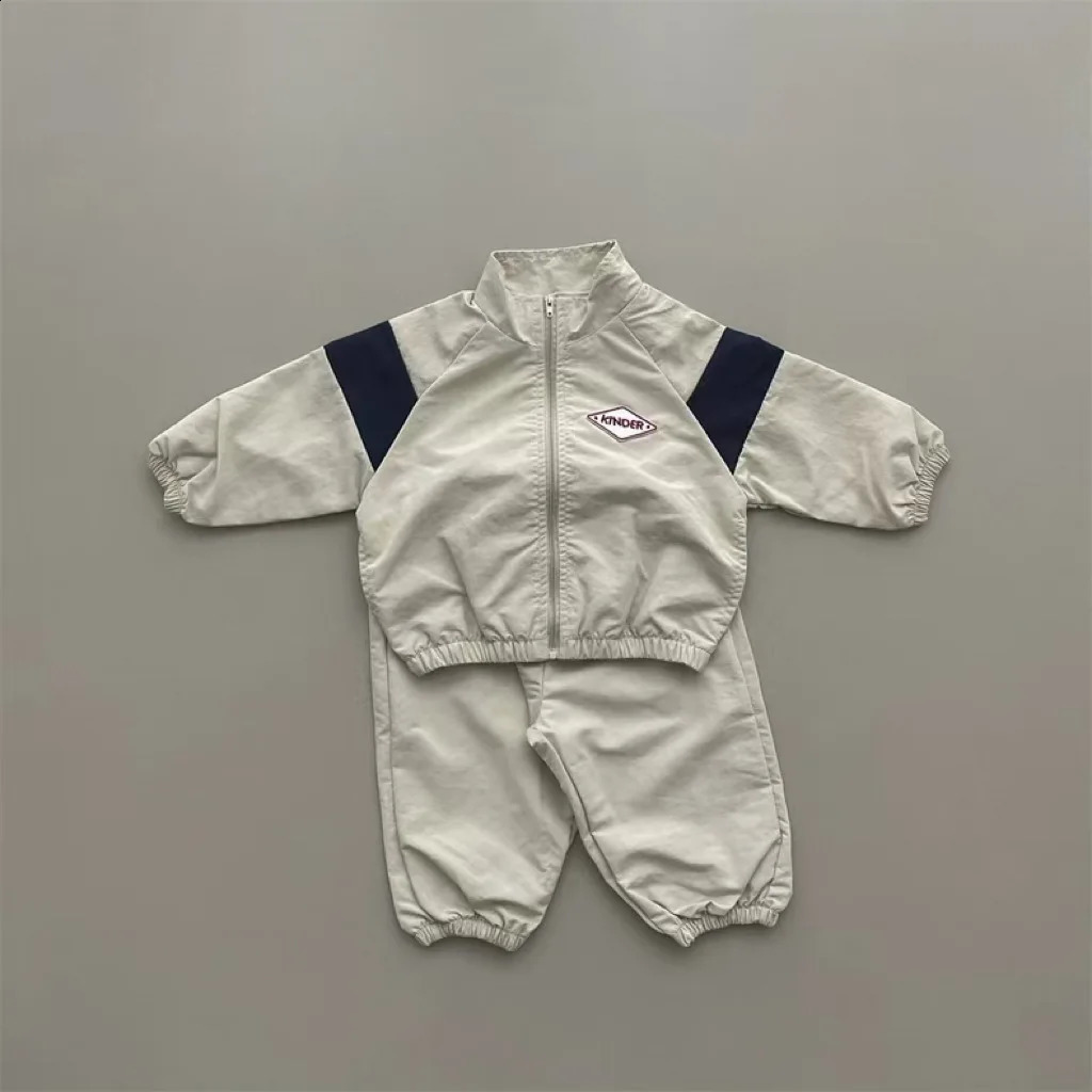 Autumn Baby Gym Suit Kids Boys Zipper Coat Pants 2pcs Suit Infant Girl Casual Clothes Set Toddler Sweatshirt Outfits 241017