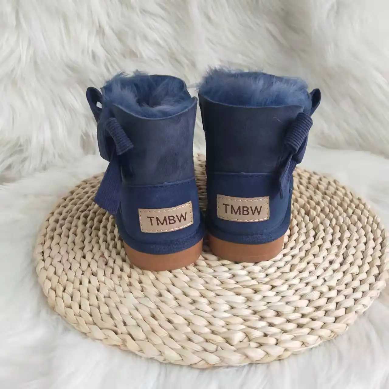 Boots Natural fur 2022 girls snow boots boys snow boots real sheep winter warm ldren shoes wool Botas children zapatos J241015