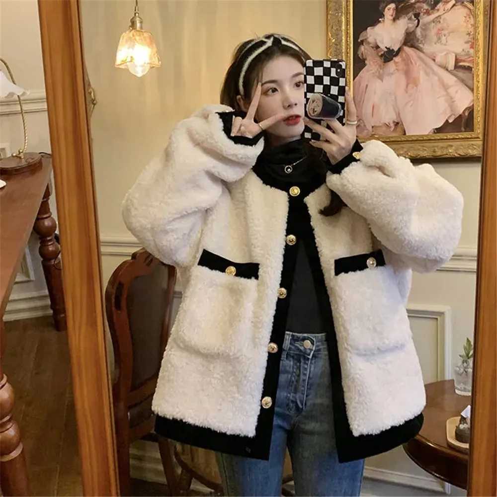 Lambs Wool Basic Jackets Women Winter Warm Elegant Streetwear Korean Harajuku O-Neck Outwear Soft Ladies Classic Tender PocketX241018