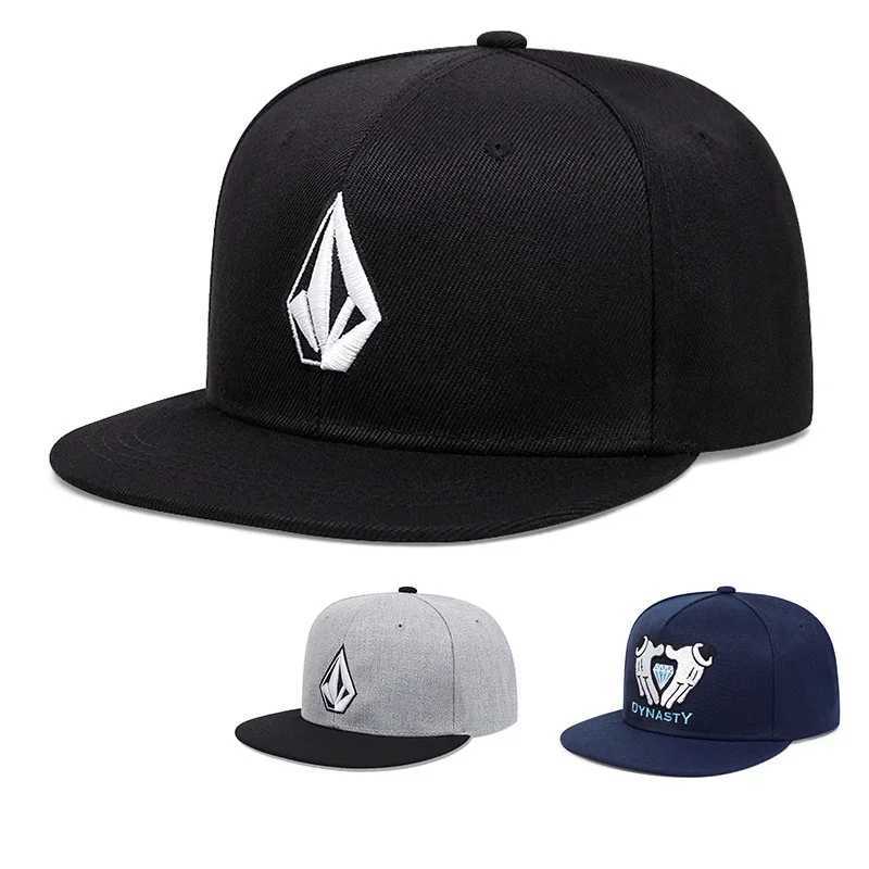 New High Quality Luxury Brand Unisex Baseball Caps for Men Women Adjustable Snapback Hat HipHop DadHatsTrucker Hat Gorras HombreX241018