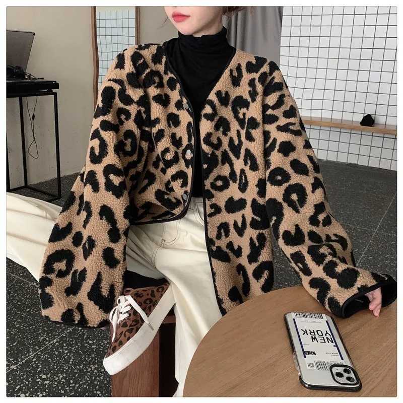 Lamb Wool Coat Women Autumn Winter 2023 Leopard Print Female Coat Hong Kong Flavor Retro Niche Age-Reducing Fashion All-MatchX241018