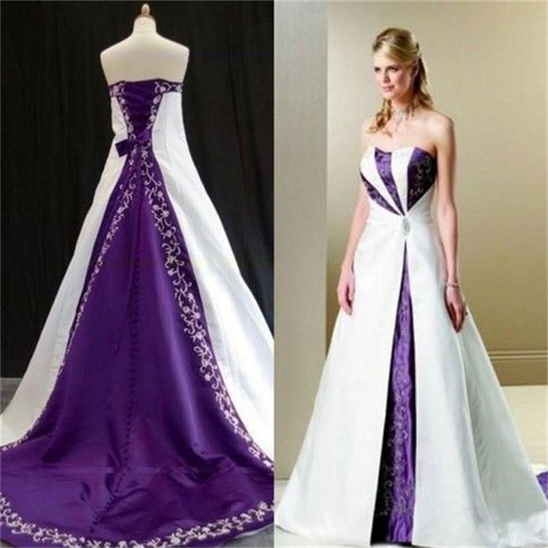 Retro Purple Gothic Wedding Dresses 2025 Elegant Satin Embroidery Boho Bridal Dress Civil 1940s Victorian Lace Up Bohemian Bride Dress Country Robe De