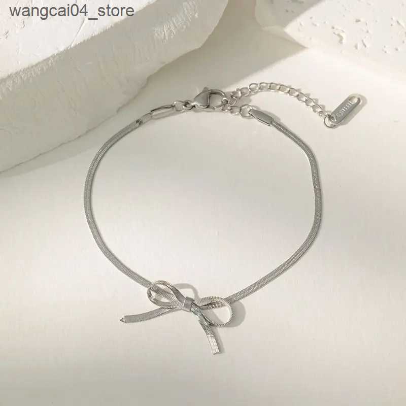 Chokers 10 cute and lovely titanium steel non fading necklaces short bow necklaces Exquisite fashionable charm necklaces gifts for female friends L240