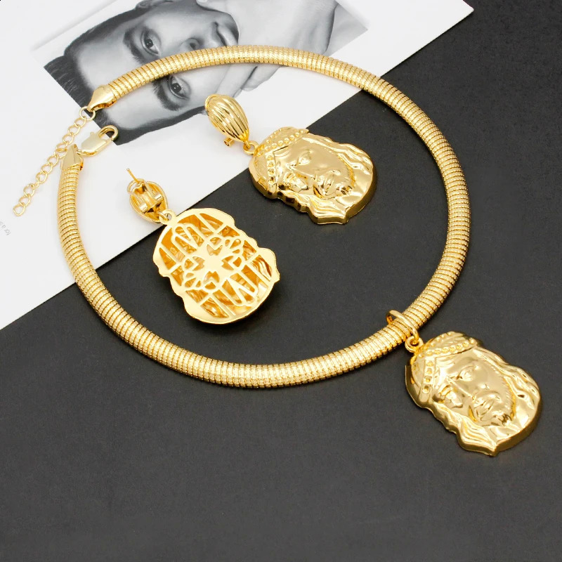 Necklace Set Vintage Jesus Avatar Pendant Earrings Personalized Hip Hop Fashion Womens Jewelry 24K Gold Dubai Jewelry 241018