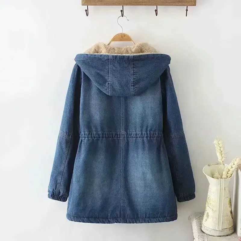 2024 New Winter Women Lamb Fur Parka Coat Warm Hooded Fur Denim Jacket Casual Jean Coat Female Thick Warm Denim Jacket X189X241018