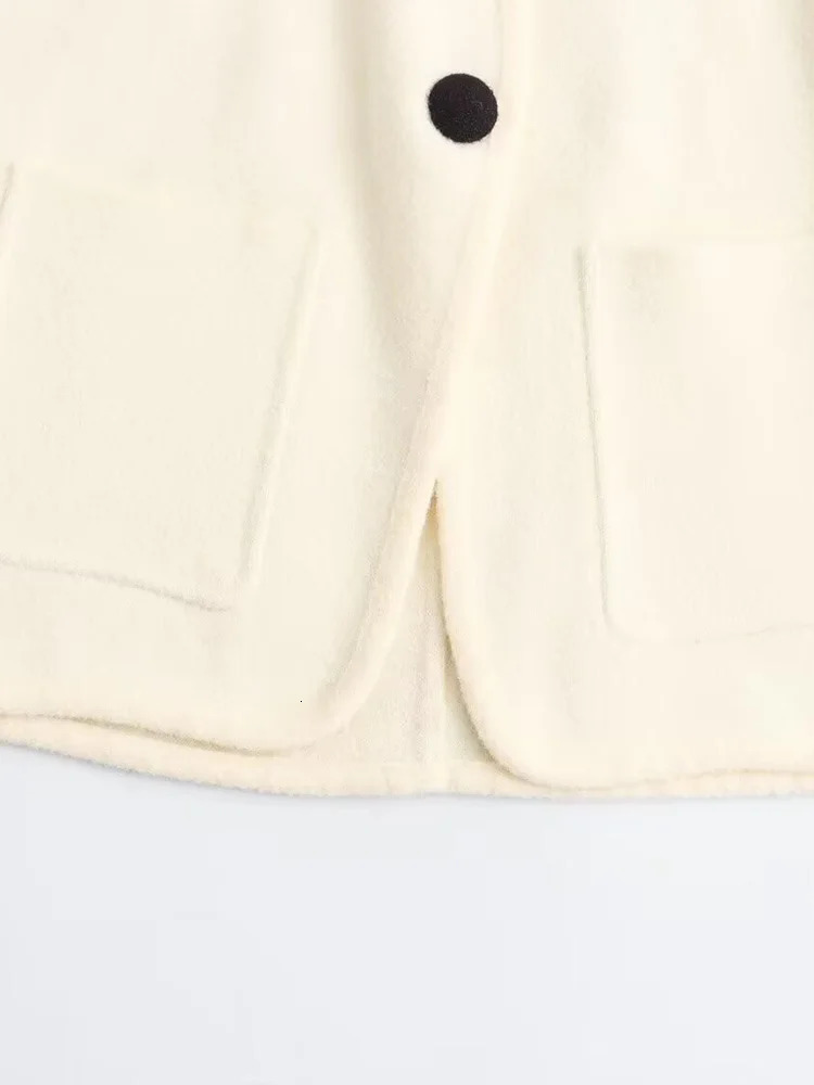onebutton pearl velvet jacket for women Hepburn style small Korean doublesided wool highend thickened cardigan top 241018