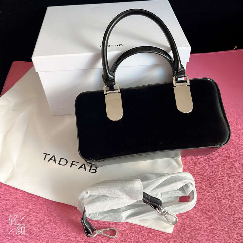 Summer Black Handbag Fashion Simple Style Boston Original Brand Design Cosmetic Bag Women Crossbody Bags