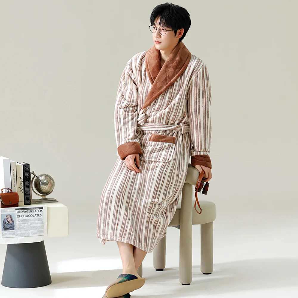Luxury Striped V Neck Mens Bathrobe For 82.5kg Winter Thicken Flannel Plush Double Warm Sleepwear Comfortable Soft Shower RobeXJ241018